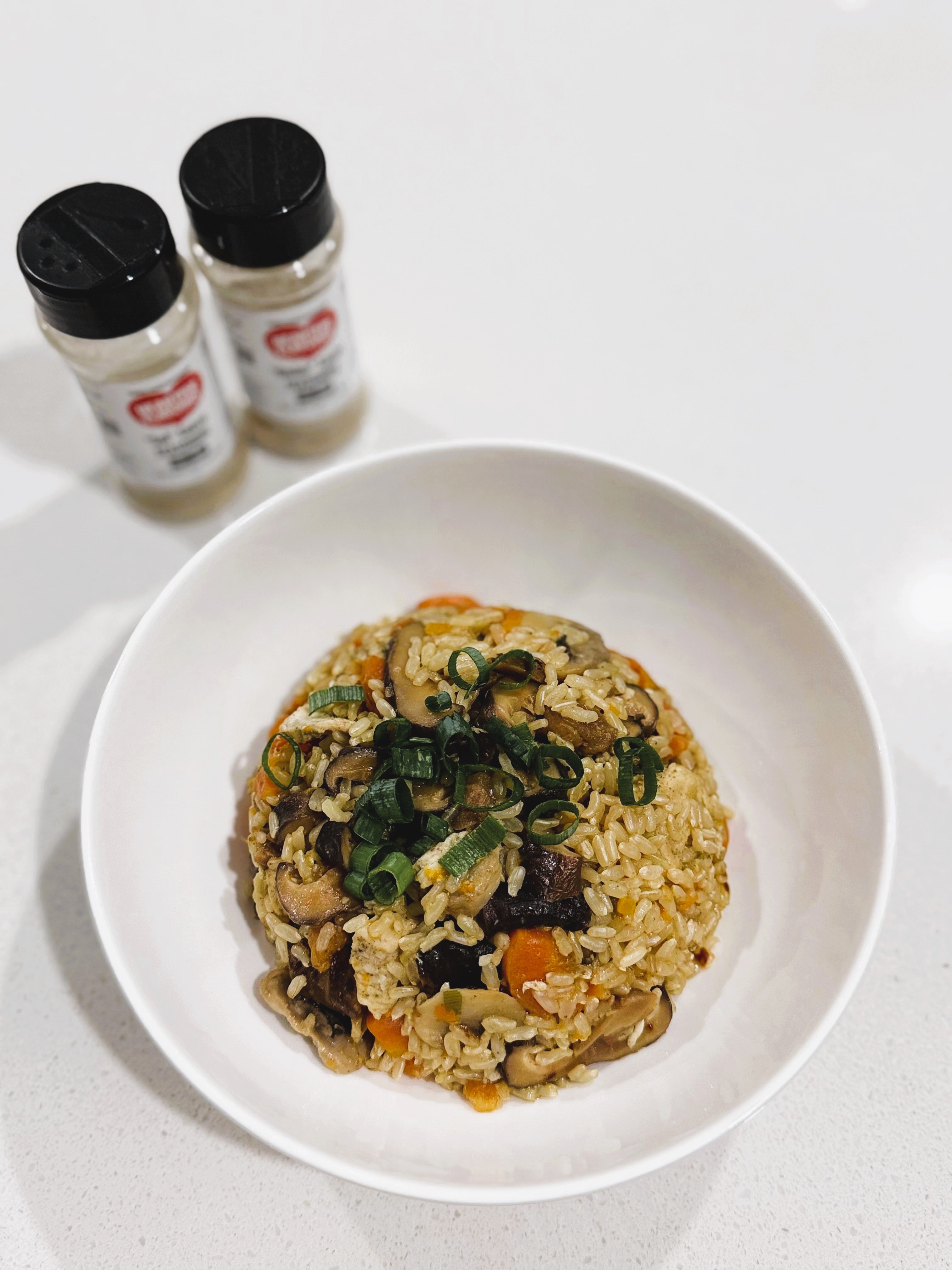Chinese Chicken and Mushroom Rice (One-Pot Rice Cooker)